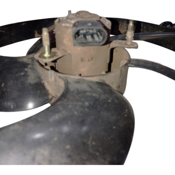 Ventoinha/ Eletroventilador Fiat Strada 1.8 2009