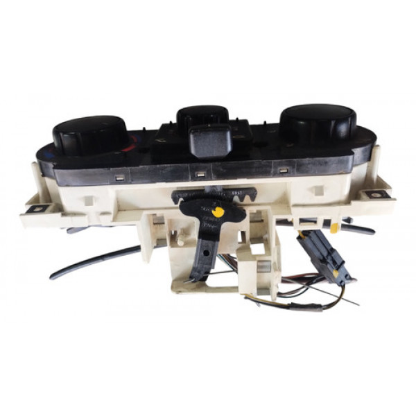 Comando De Ar Fiat Strada 2004 A 2011.