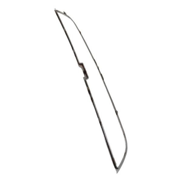 Moldura Cromada Grade Inferior Radiador Gm Celta 2012 A 2016