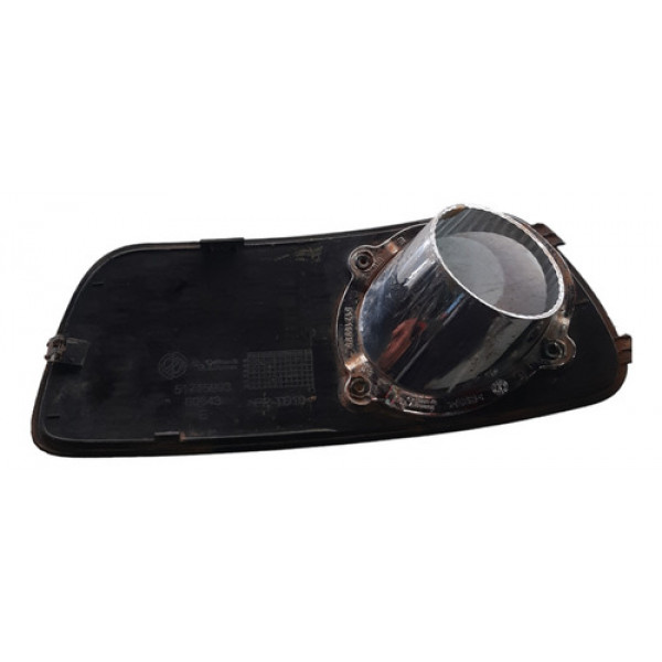 Moldura Farol De Milha Lado Esquerdo Fiat Palio 2003 A 2011 