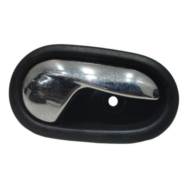 Maçaneta Puxador Porta Cromada Direito Sandero Logan 2015/18