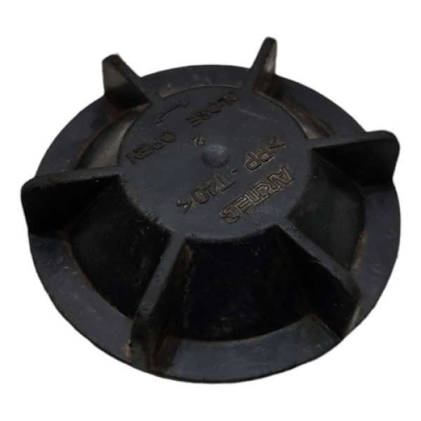 Tampa Farol De Milha Gm Zafira 2005 A 2011