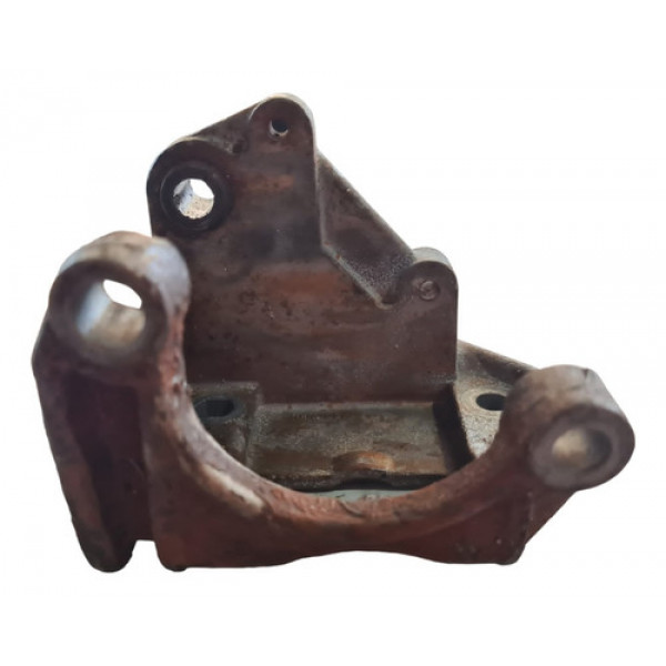 Suporte Bomba Hidráulica Renault Clio