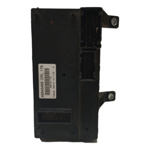 Caixa Fusivel Interna Fiat Stilo1.8 2003 A 2011