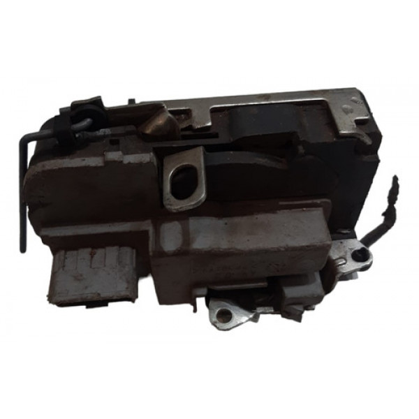 Fechadura Da Porta Dianteira Esquerda Peugeot Hoggar