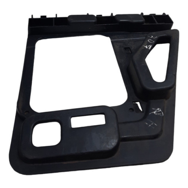 Guia Parachoque Traseiro Esquerdo Peugeot 307 2002 A 2013