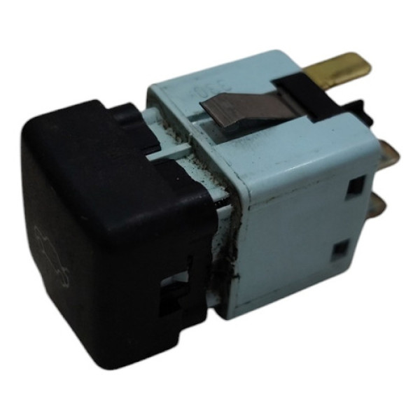 Botão Interruptor Porta Malas Gm Corsa 2013